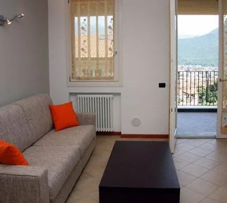 Cozy Valmadrera